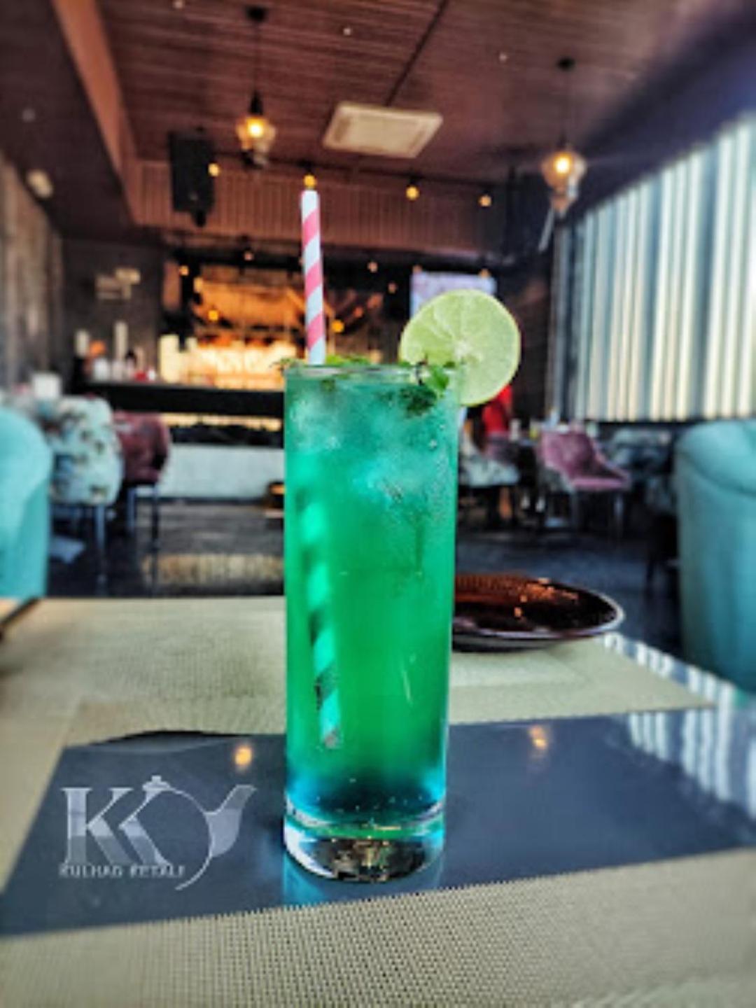Red Orchid Hotel Kanpur Zewnętrze zdjęcie